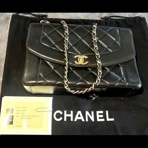 Authentic Vintage Chanel Diana Flap Bag Quilted Lambskin Medium